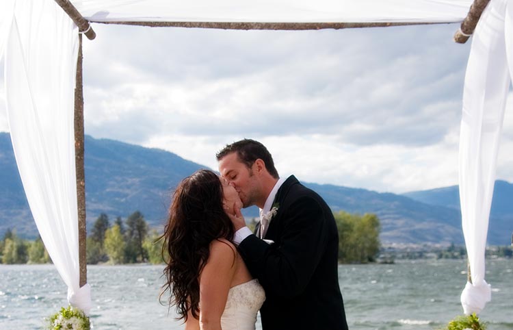 Ceremony on the beach at Walnut Beach Resort